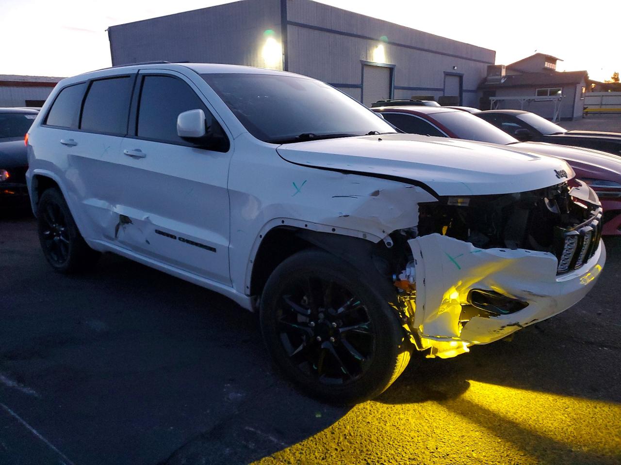 2018 JEEP GRAND CHEROKEE LAREDO photo 10