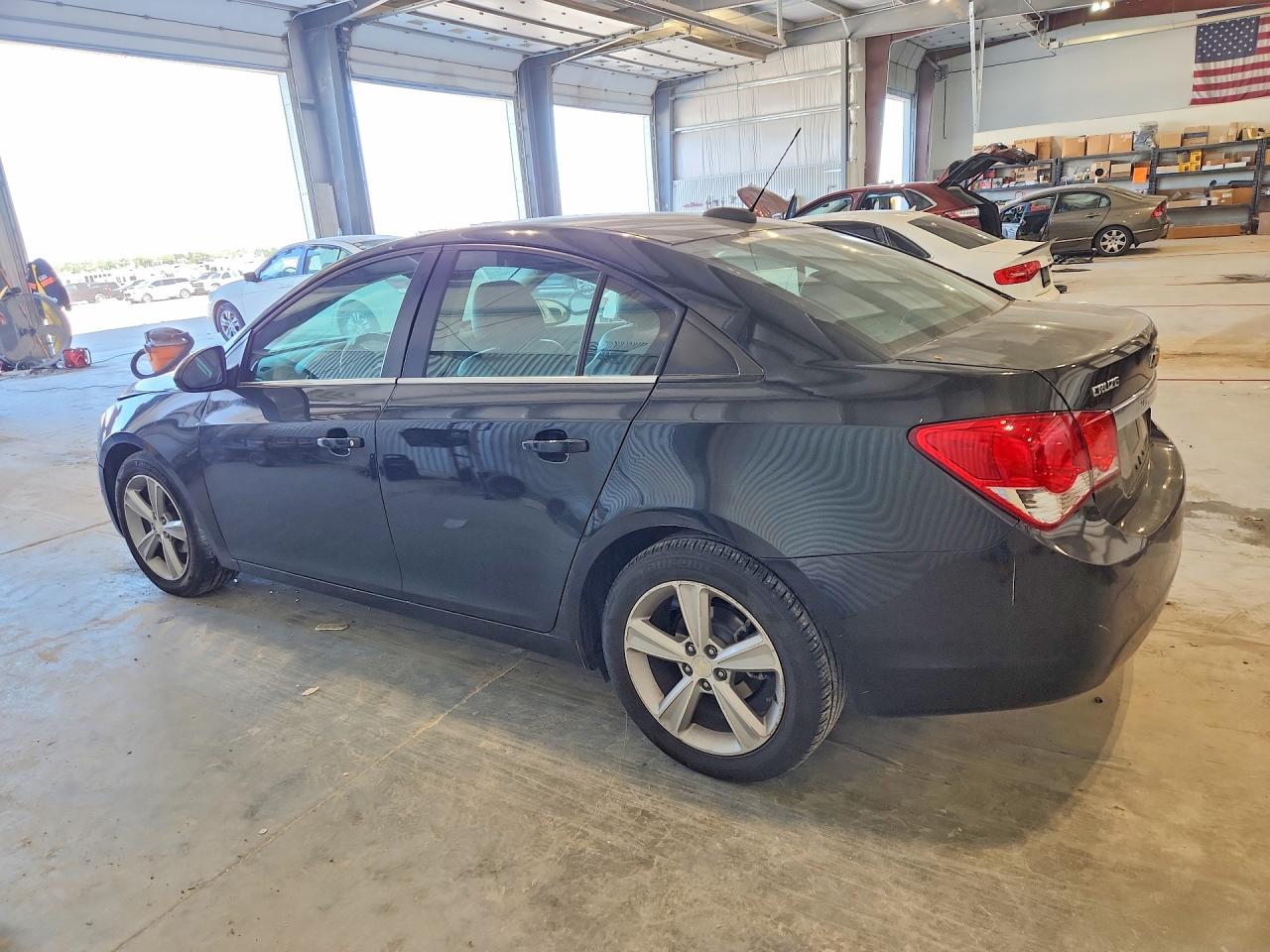 2015 CHEVROLET CRUZE LT photo 3