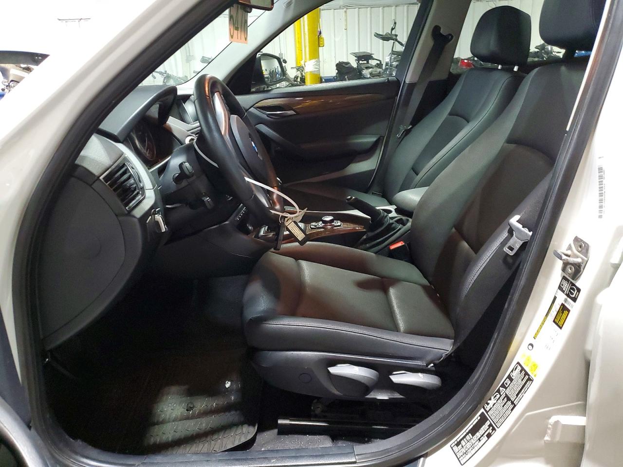 2015 BMW X1 XDRIVE28I photo 13