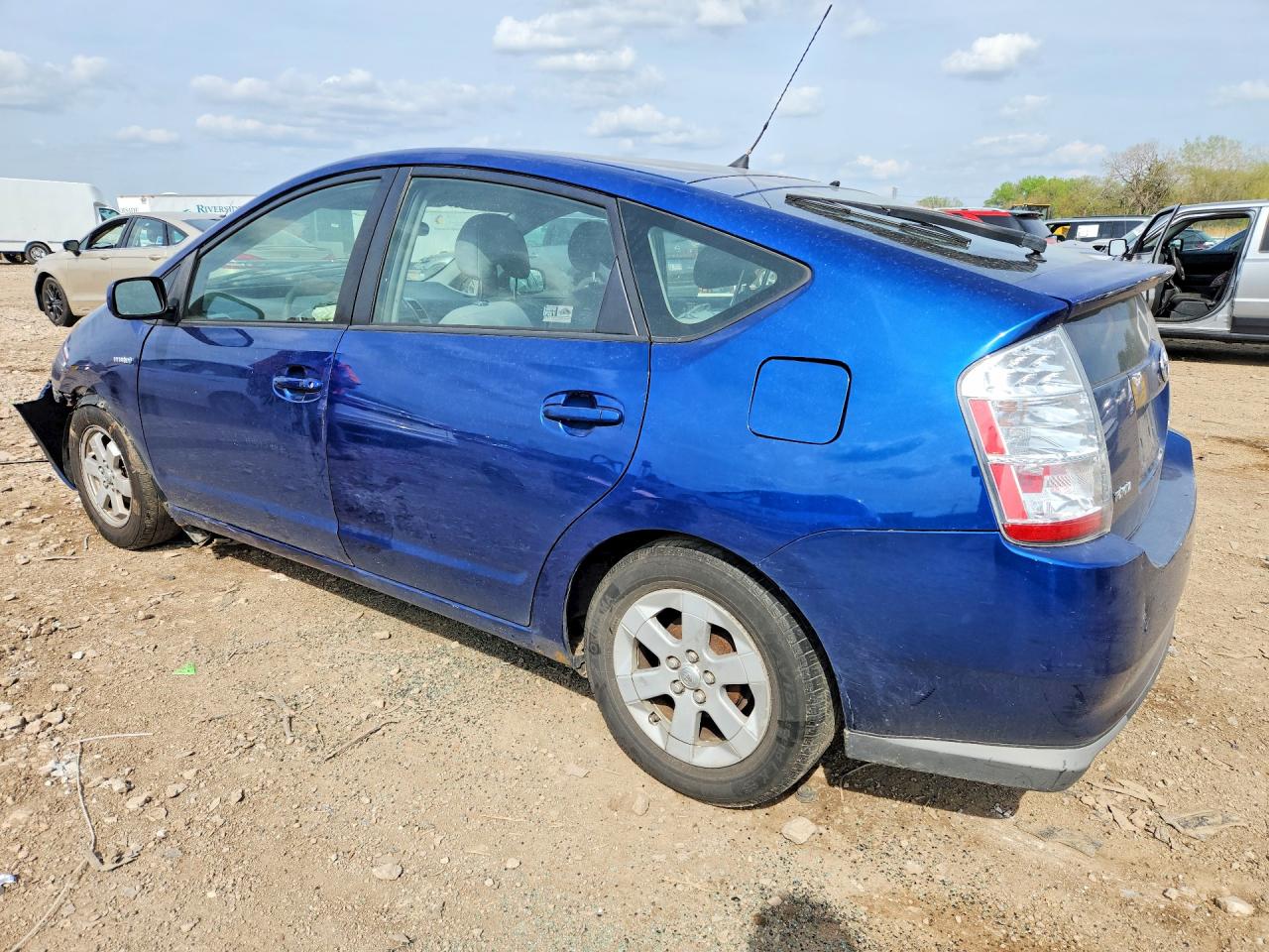 2009 TOYOTA PRIUS BASE photo 4
