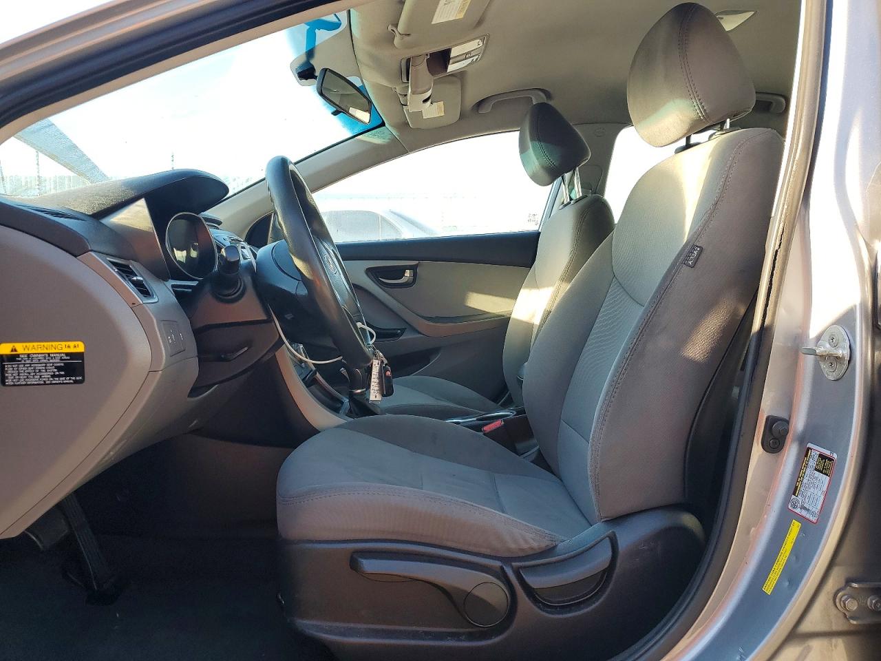 2015 HYUNDAI ELANTRA SE photo 13