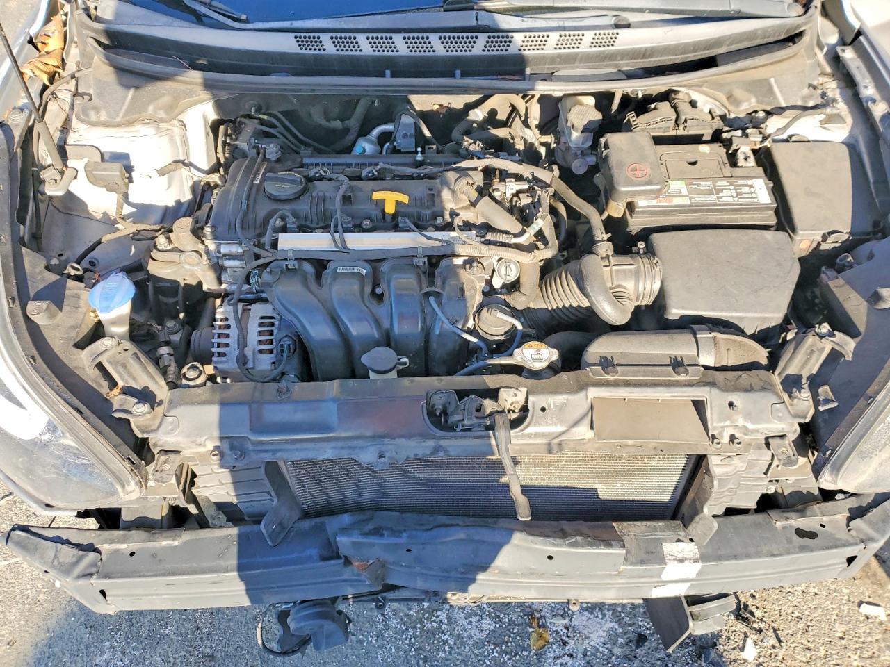 2015 HYUNDAI ELANTRA SE photo 21