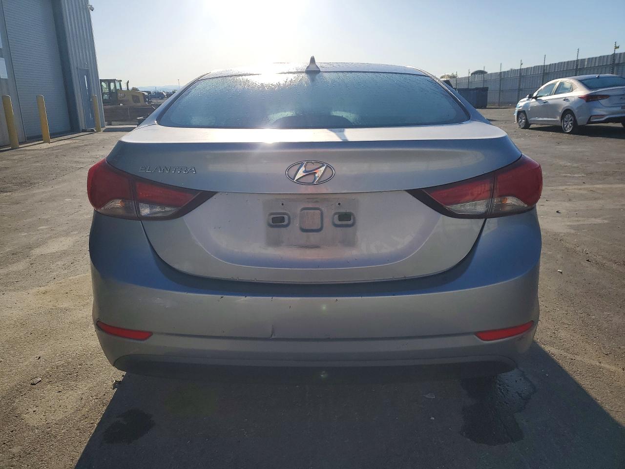 2015 HYUNDAI ELANTRA SE photo 11