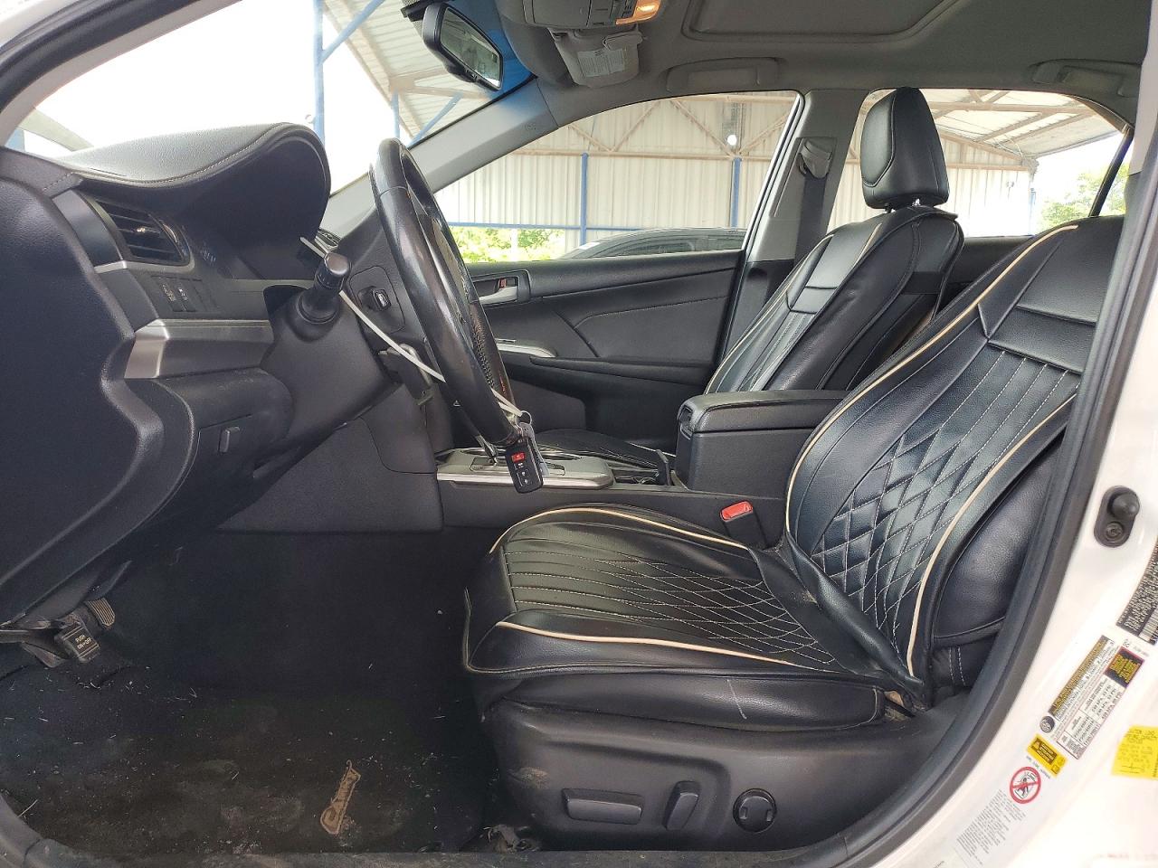 2014 TOYOTA CAMRY SE V6 photo 13