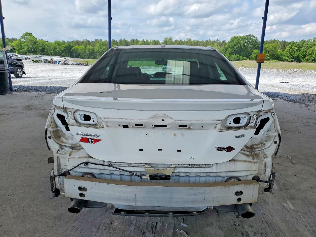 2014 TOYOTA CAMRY SE V6 photo 11