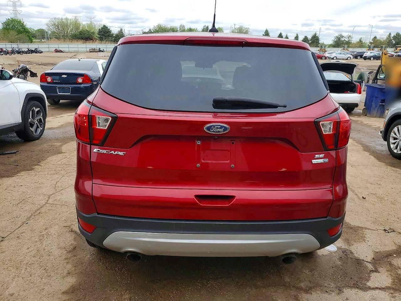 2019 FORD ESCAPE SE photo 11