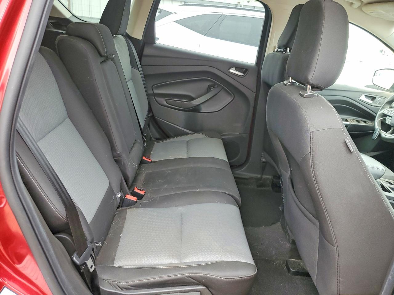2019 FORD ESCAPE SE photo 19