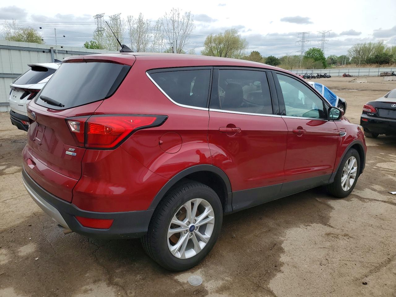 2019 FORD ESCAPE SE photo 5