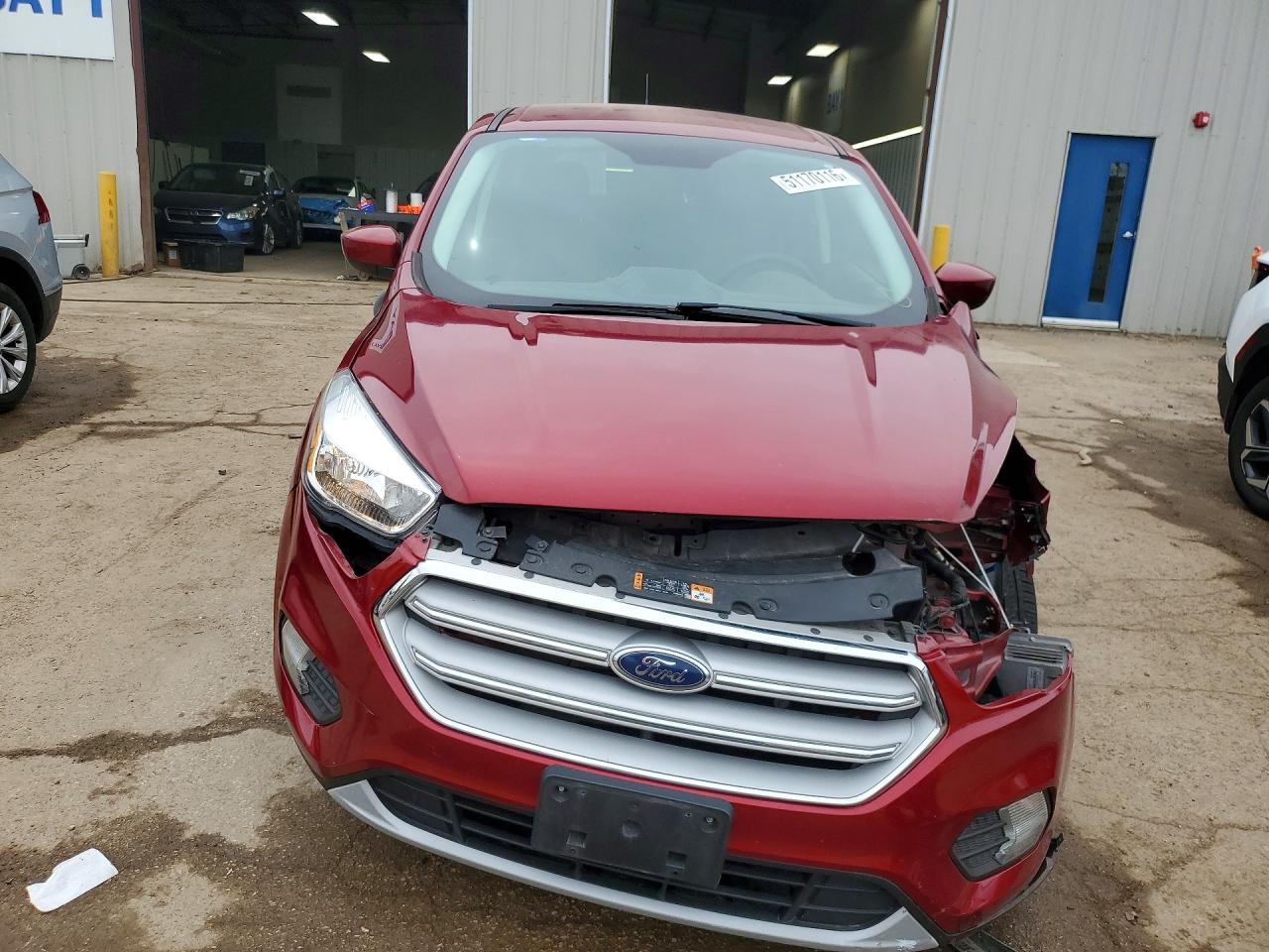2019 FORD ESCAPE SE photo 9