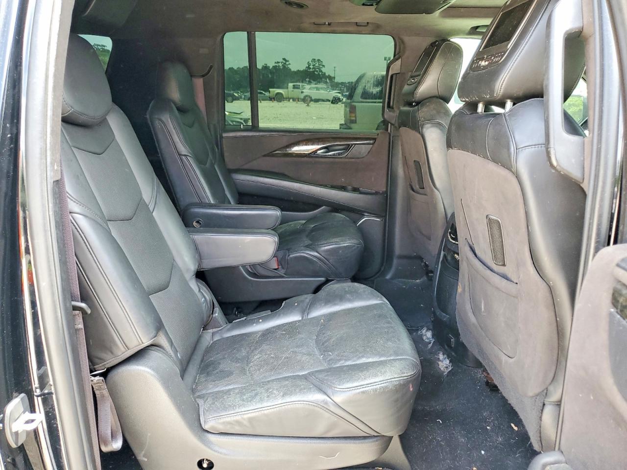 2016 CADILLAC ESCALADE ESV PLATINUM photo 31