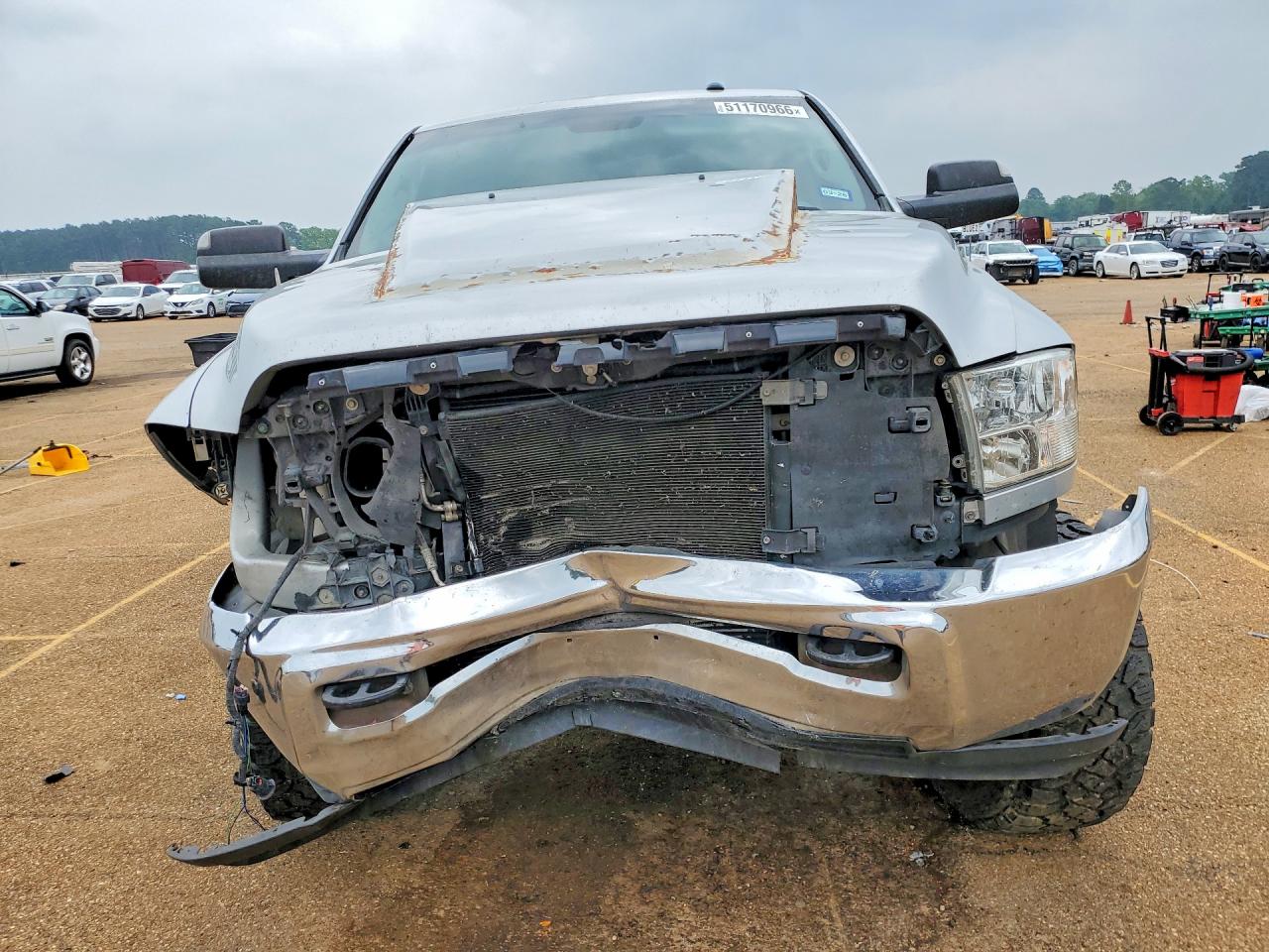 2016 RAM 2500 ST photo 9
