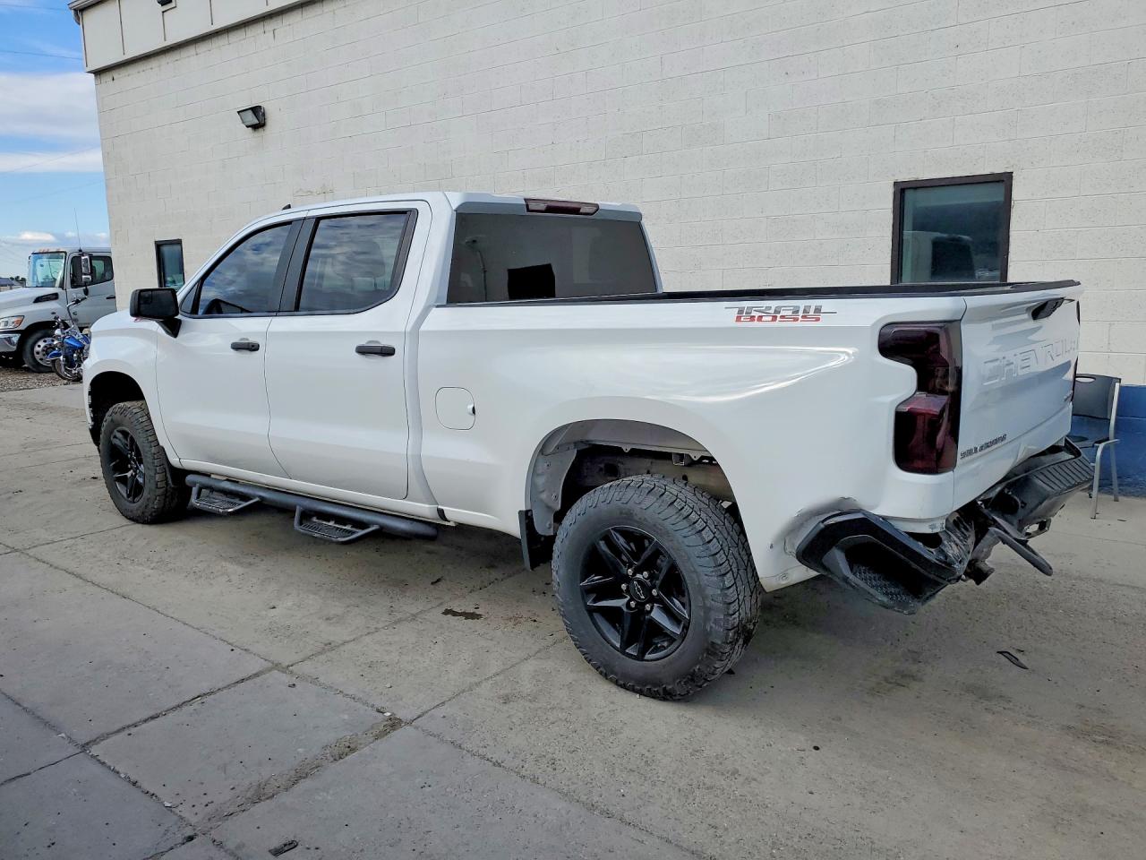 2020 CHEVROLET SILVERADO K1500 TRAIL BOSS CUSTOM photo 3