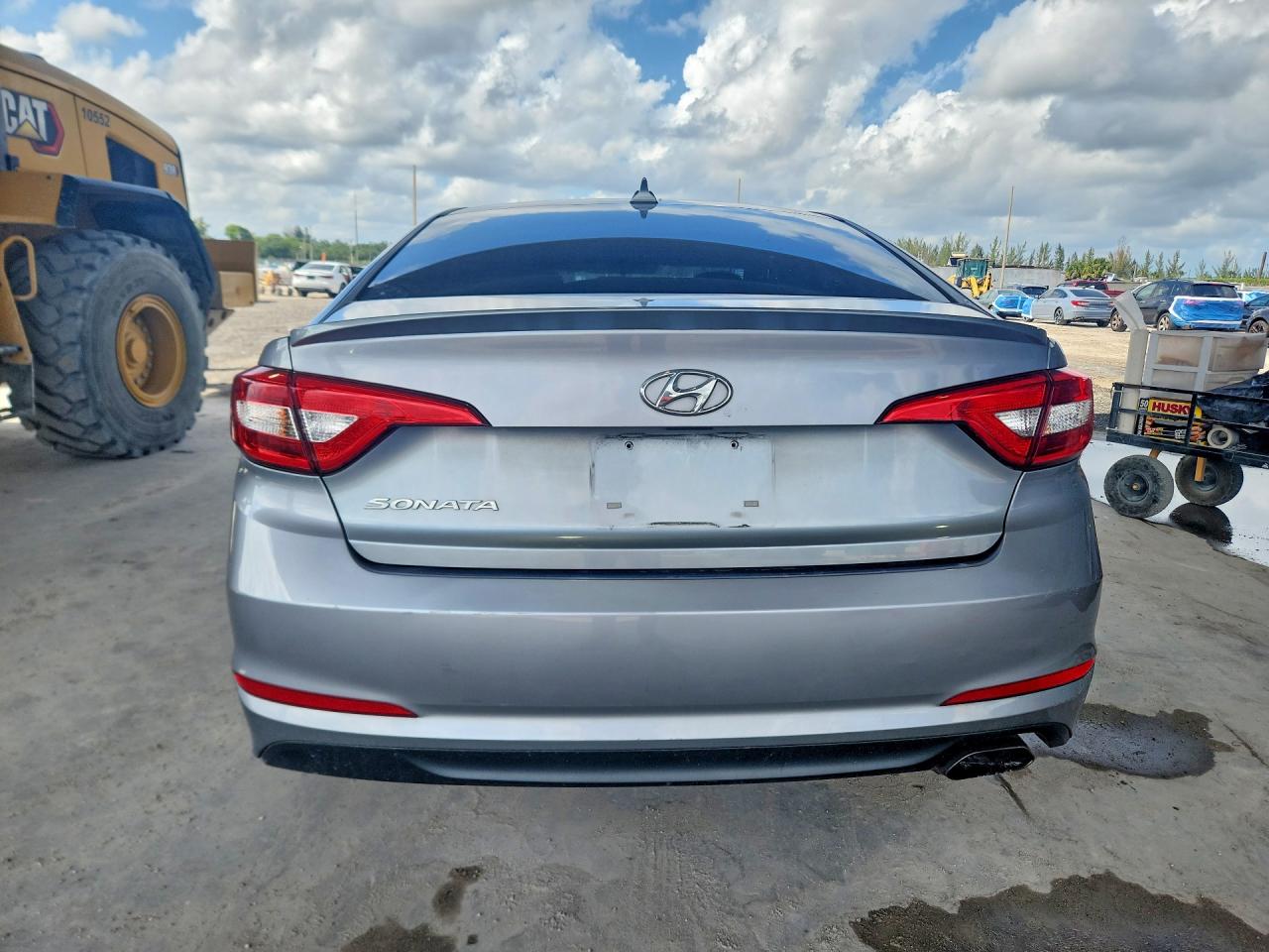 2017 HYUNDAI SONATA BASE photo 11
