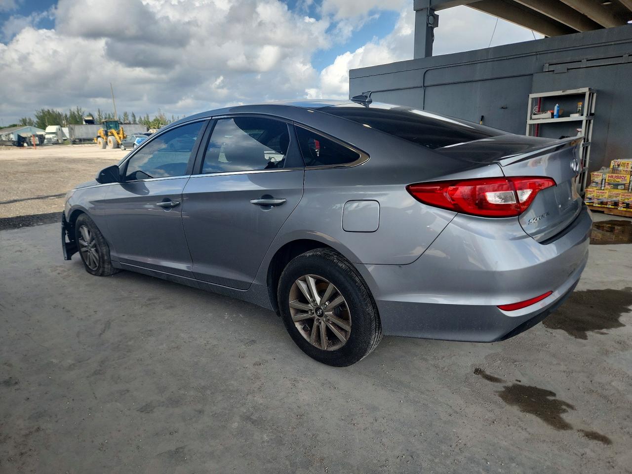 2017 HYUNDAI SONATA BASE photo 3