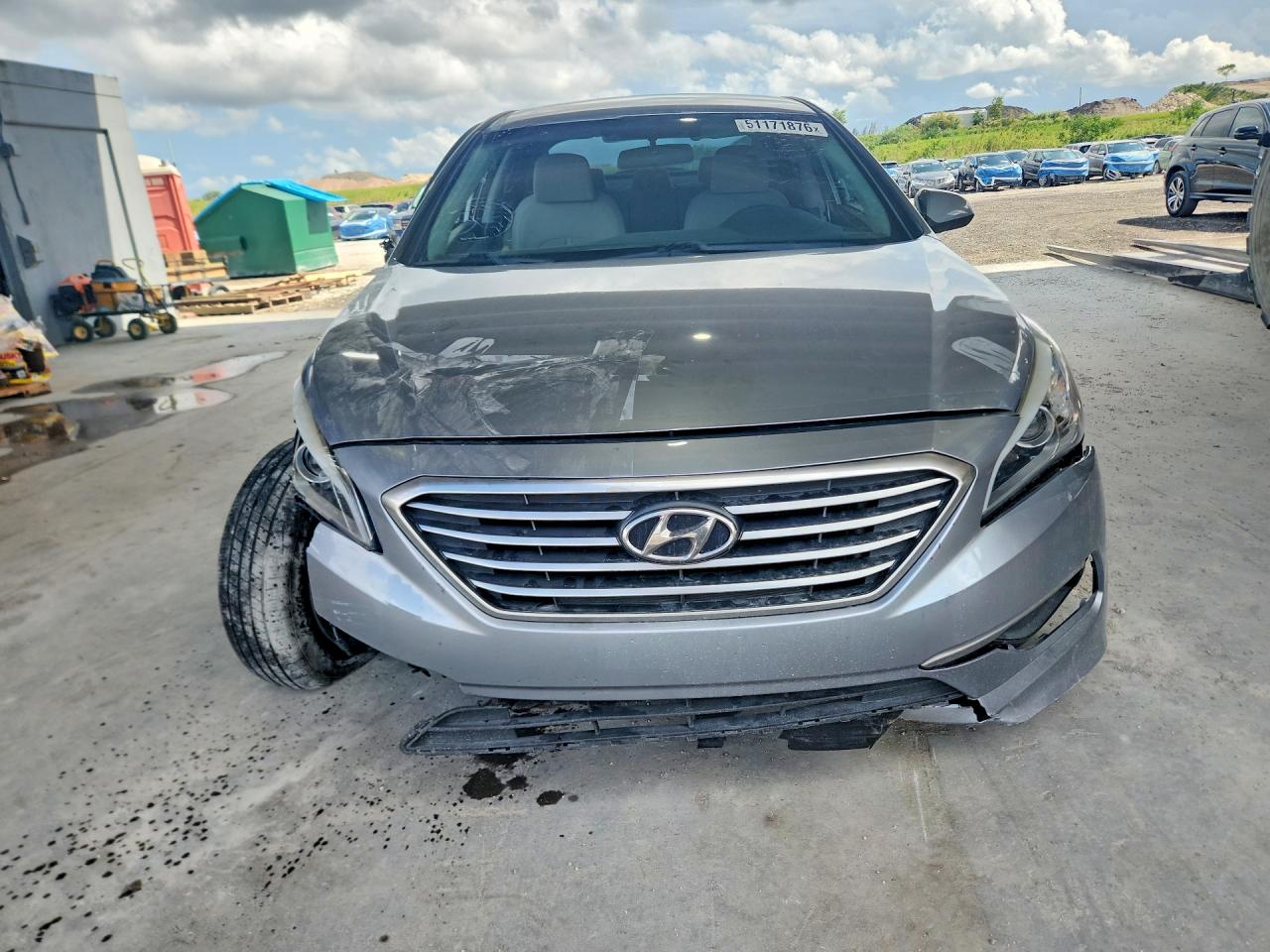 2017 HYUNDAI SONATA BASE photo 9