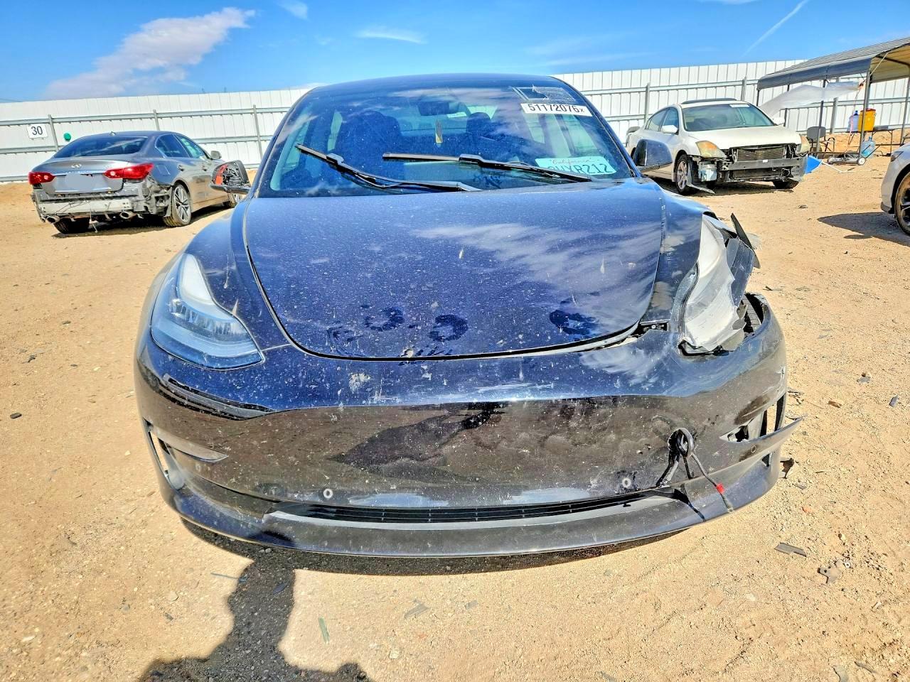 2018 TESLA MODEL 3 photo 13