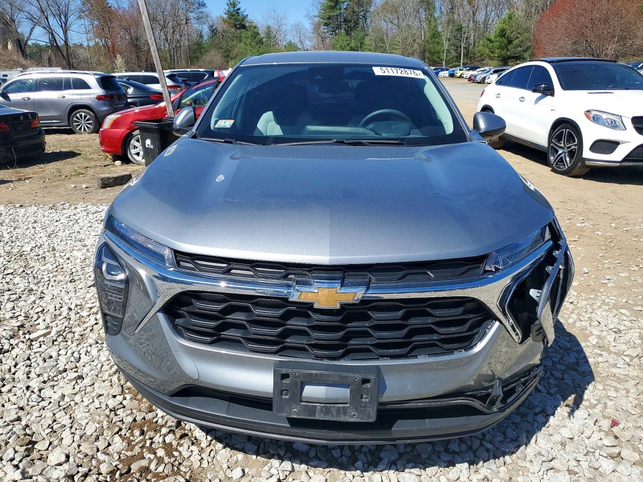 2025 CHEVROLET TRAX LS photo 9