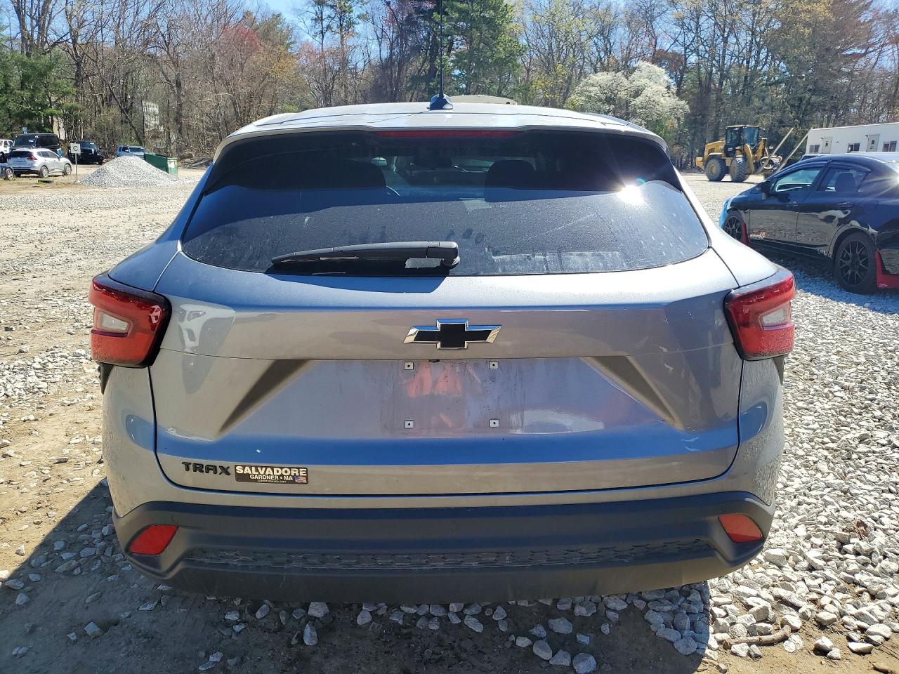 2025 CHEVROLET TRAX LS photo 11