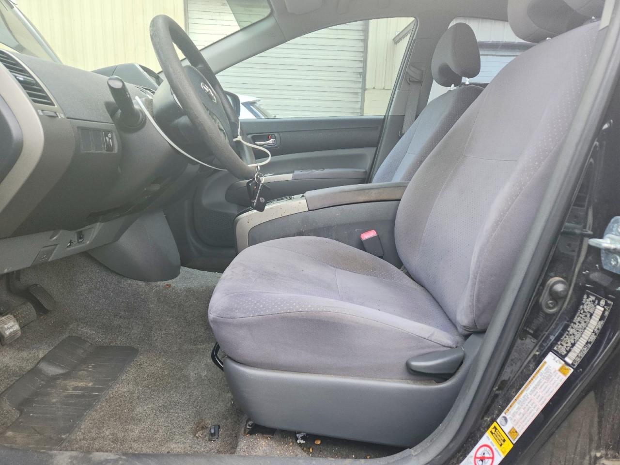 2007 TOYOTA PRIUS BASE photo 7