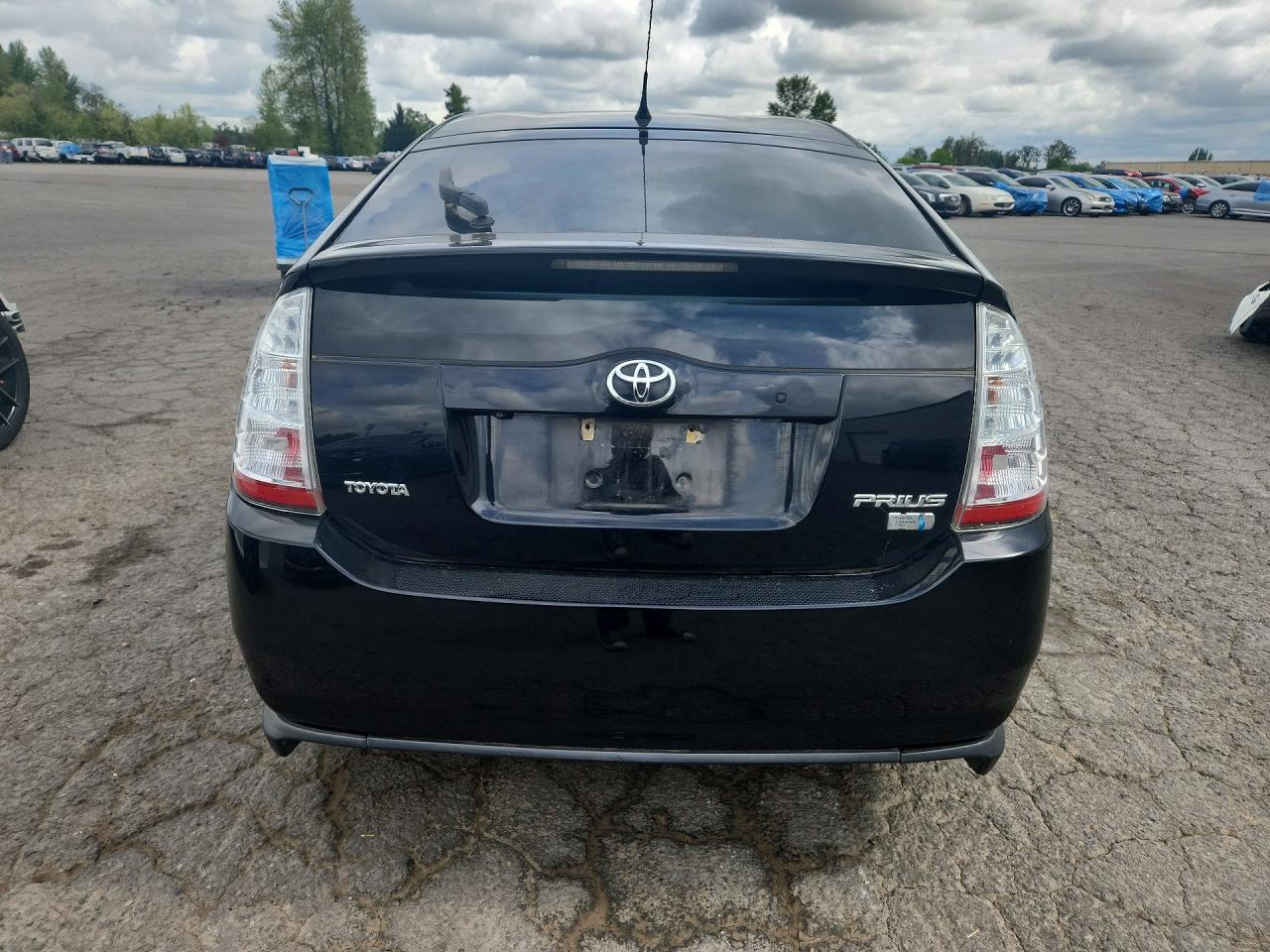 2007 TOYOTA PRIUS BASE photo 6