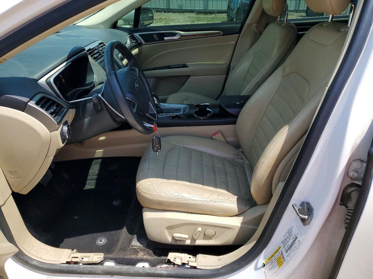 2014 FORD FUSION SE photo 13