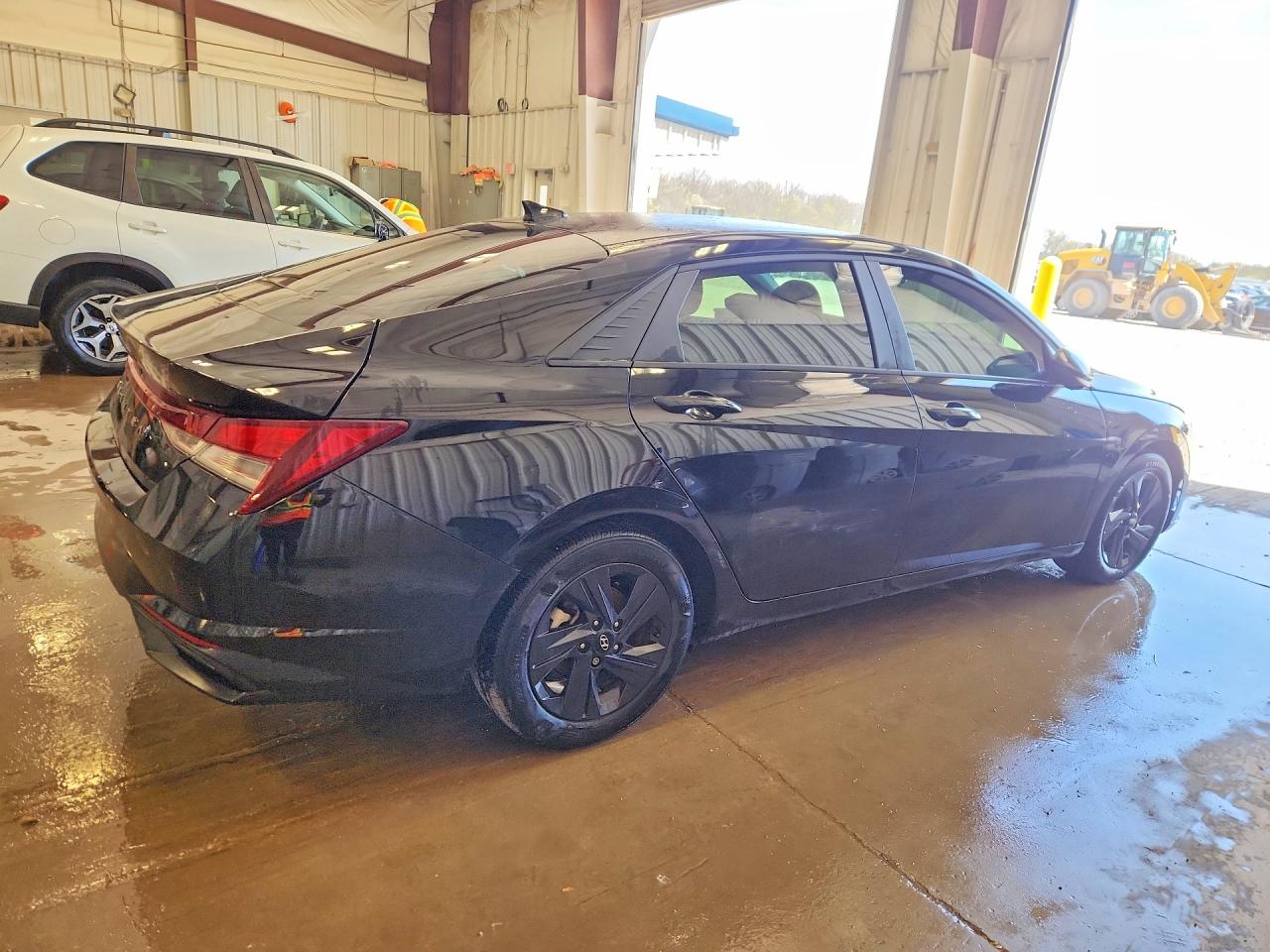 2023 HYUNDAI ELANTRA SEL photo 5
