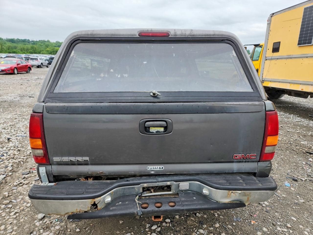 2001 GMC NEW SIERRA C1500 photo 11