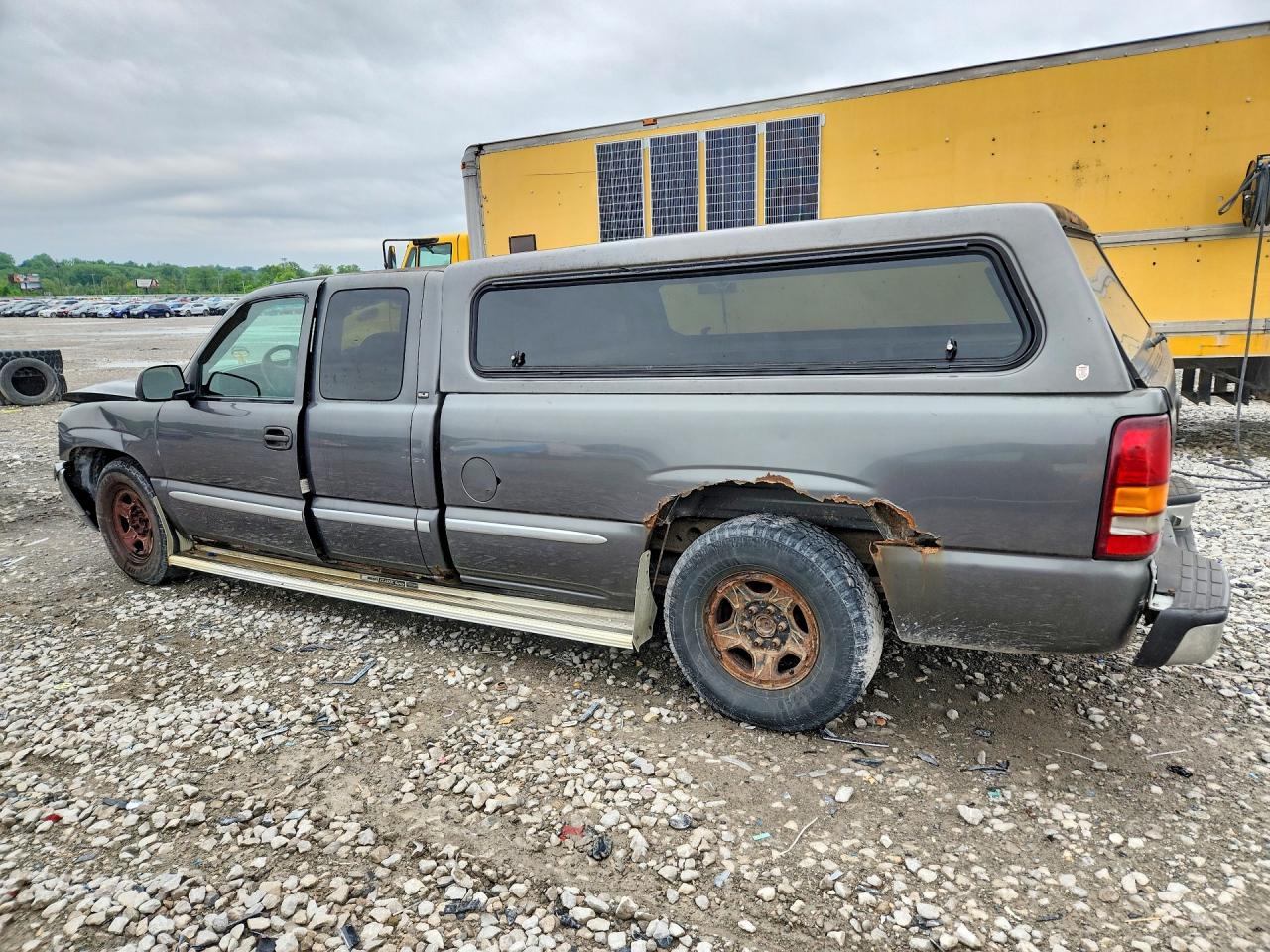 2001 GMC NEW SIERRA C1500 photo 3