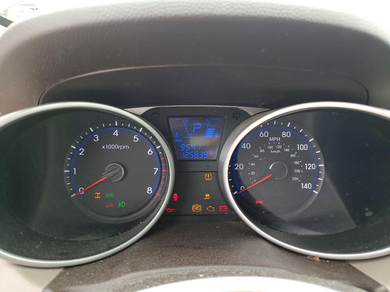2013 HYUNDAI TUCSON GLS photo 9