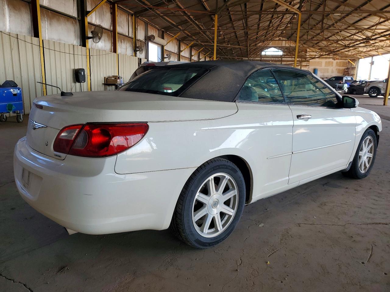 2008 CHRYSLER SEBRING LIMITED photo 5