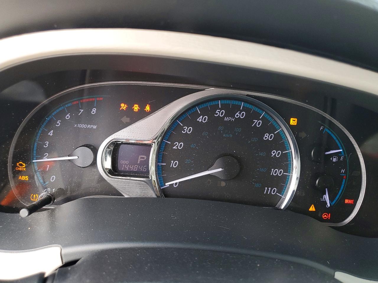 2013 TOYOTA SIENNA XLE 8-PASSENGER photo 25
