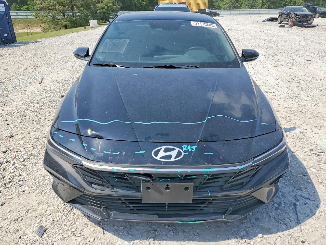 2025 HYUNDAI ELANTRA SEL SPORT photo 9