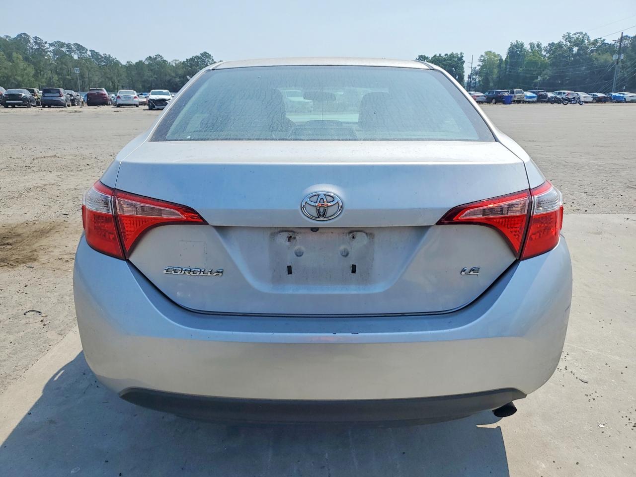 2016 TOYOTA COROLLA LE photo 11