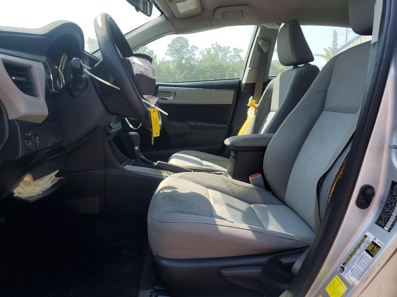 2016 TOYOTA COROLLA LE photo 13
