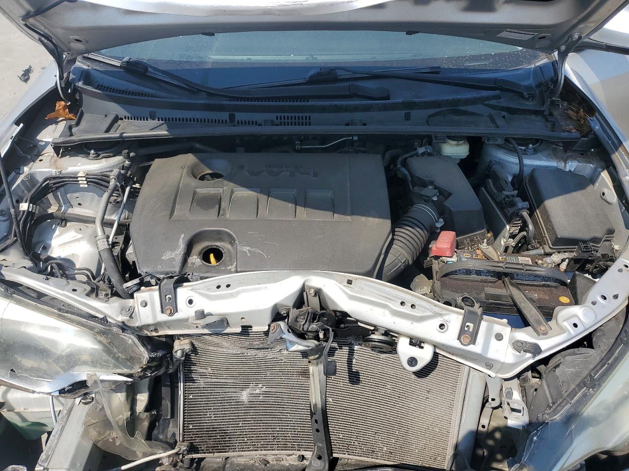 2016 TOYOTA COROLLA LE photo 21