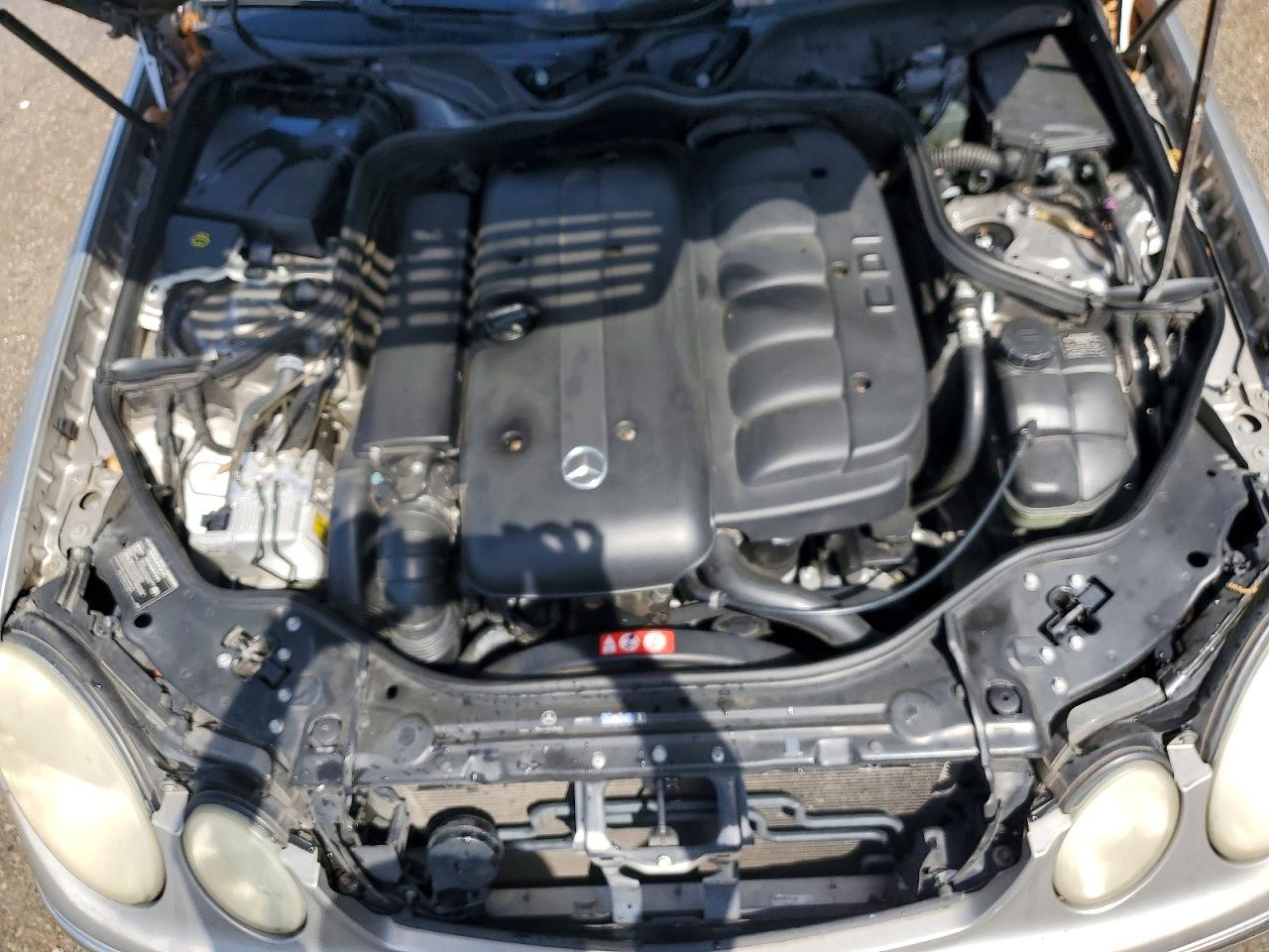 2005 MERCEDES-BENZ E 320 CDI photo 21