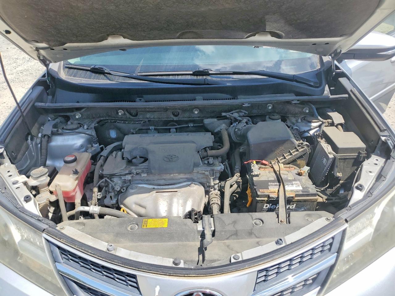 2015 TOYOTA RAV4 photo 34