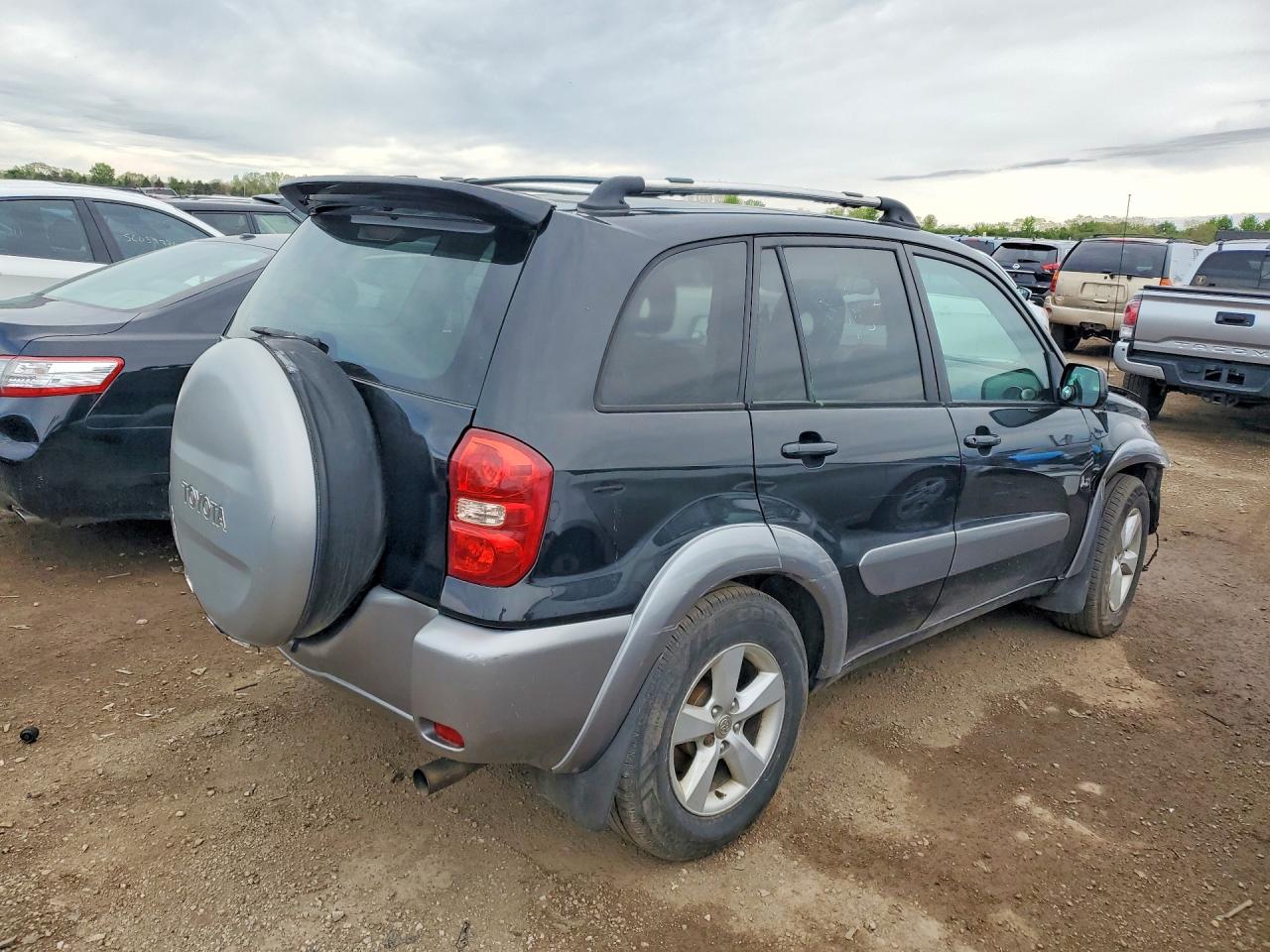 2005 TOYOTA RAV4 BASE photo 3
