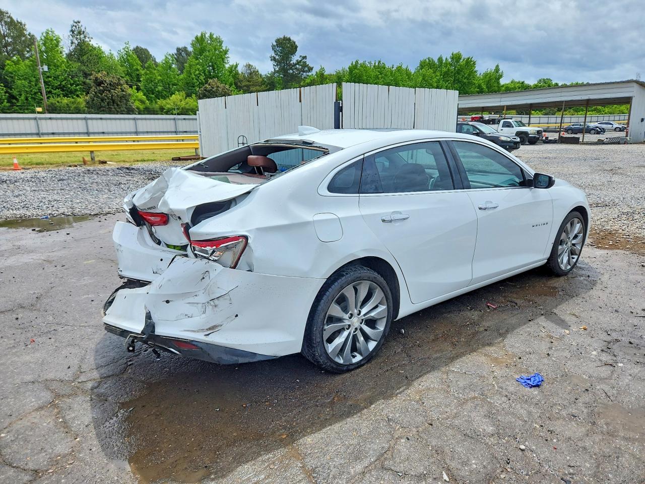 2017 CHEVROLET MALIBU PREMIER photo 5