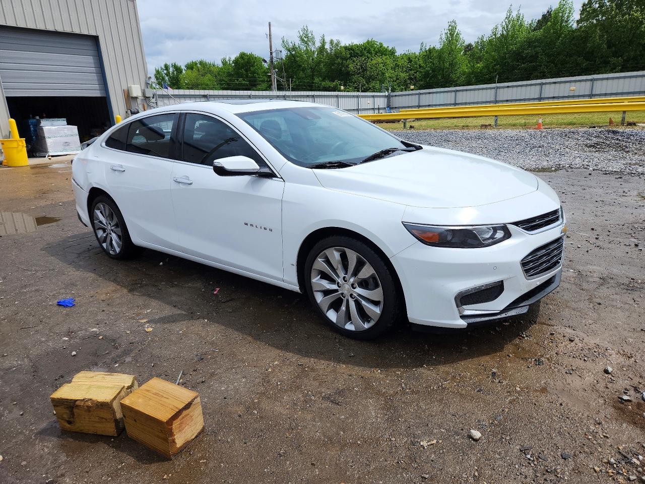 2017 CHEVROLET MALIBU PREMIER photo 7
