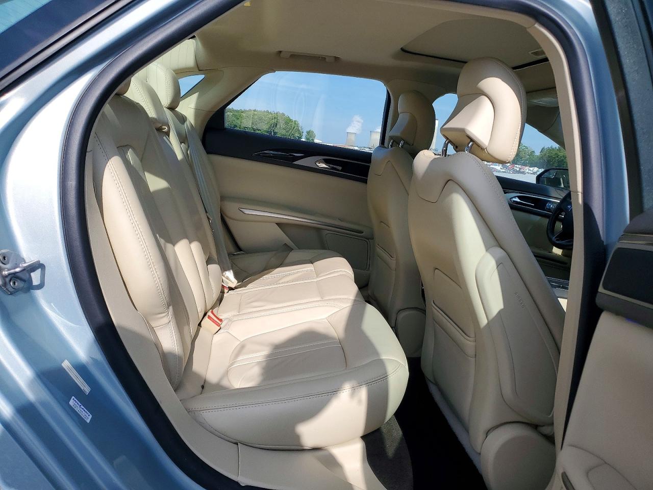 2014 LINCOLN MKZ HYBRID photo 19