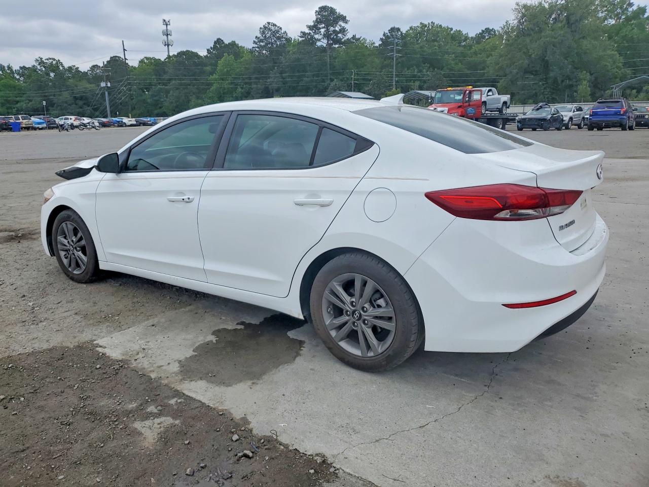 2018 HYUNDAI ELANTRA VALUE EDITION photo 2