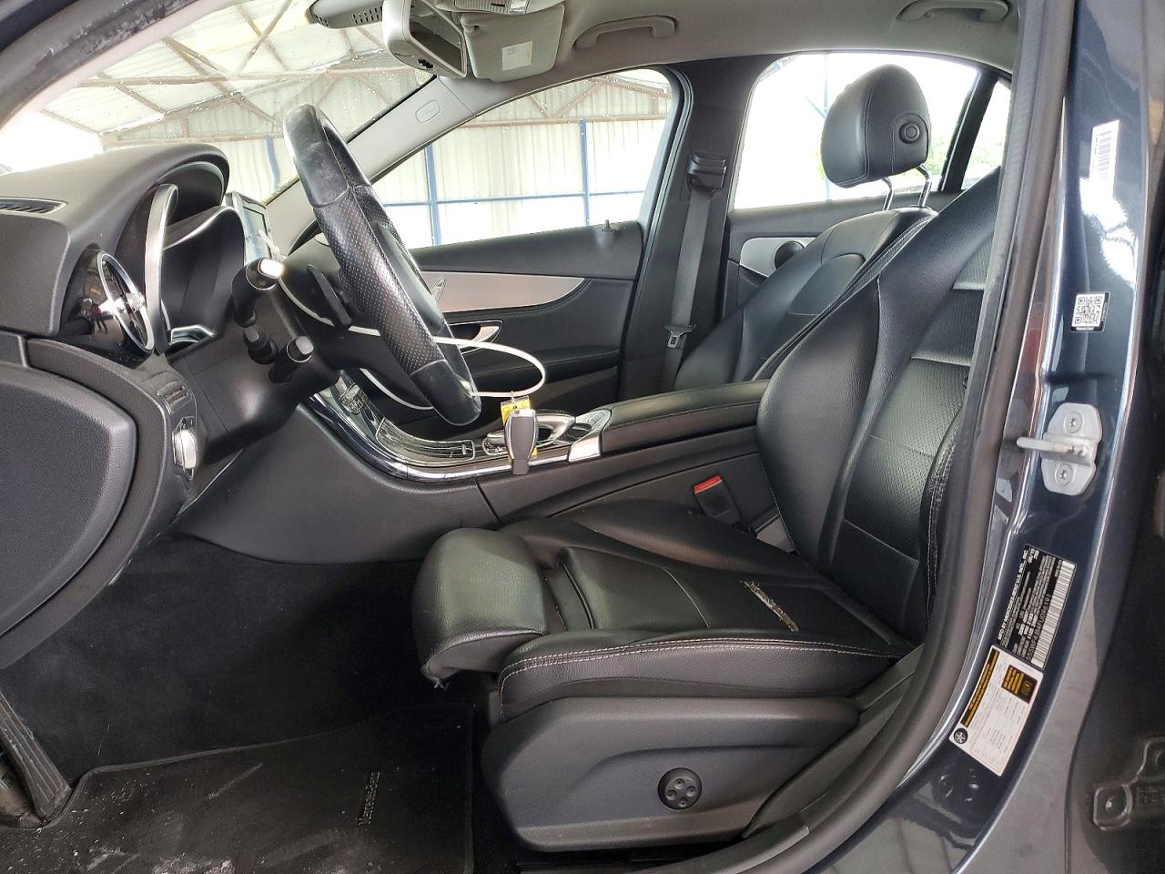 2015 MERCEDES-BENZ C 300 photo 19