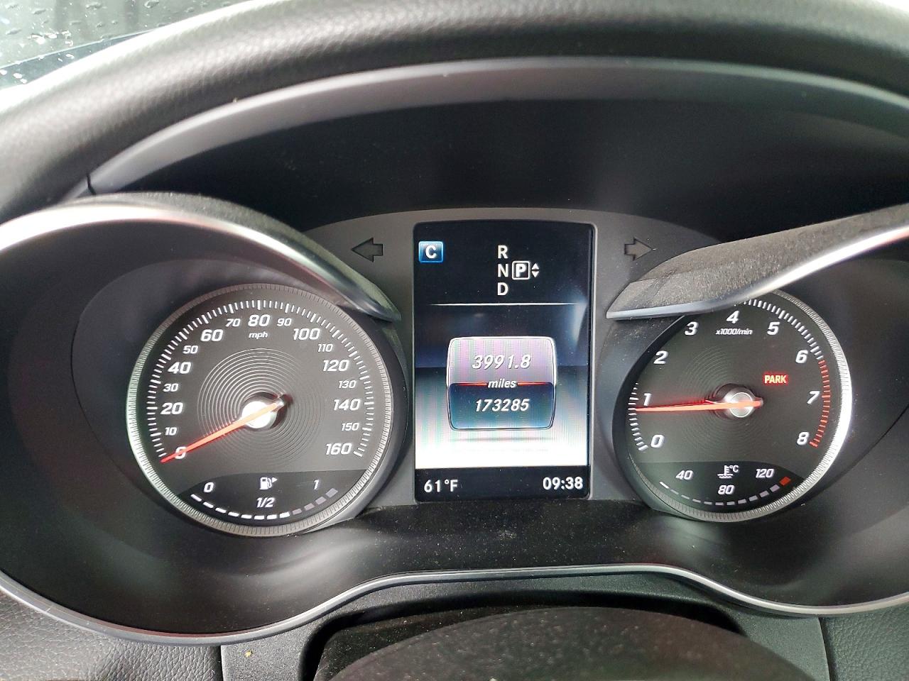 2015 MERCEDES-BENZ C 300 photo 25