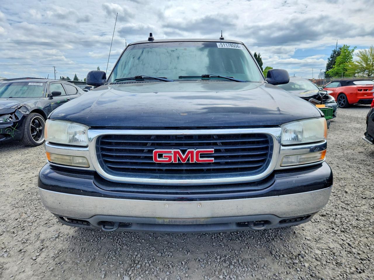 2003 GMC YUKON photo 13