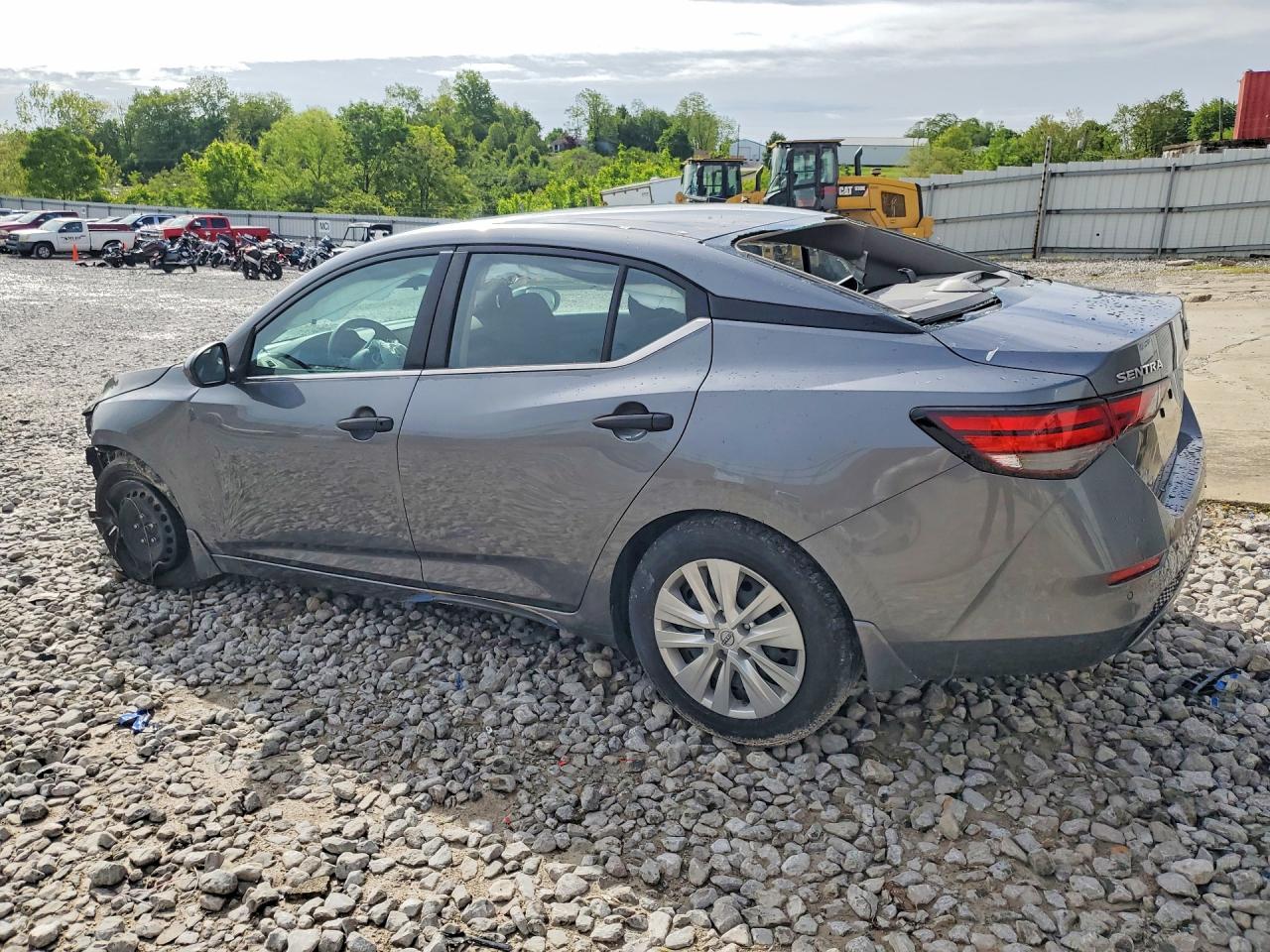 2024 NISSAN SENTRA S photo 4