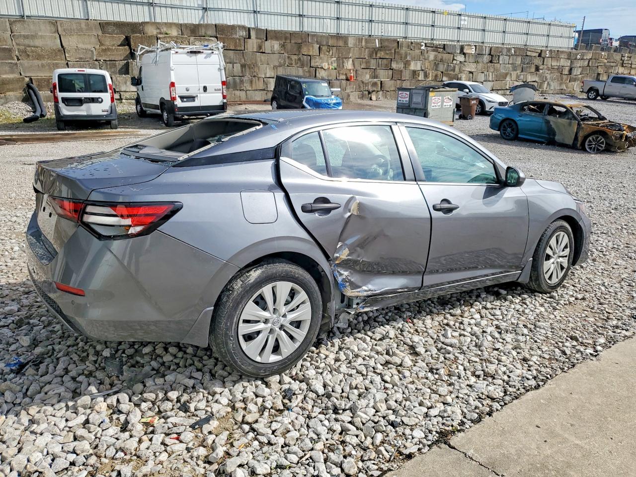 2024 NISSAN SENTRA S photo 7
