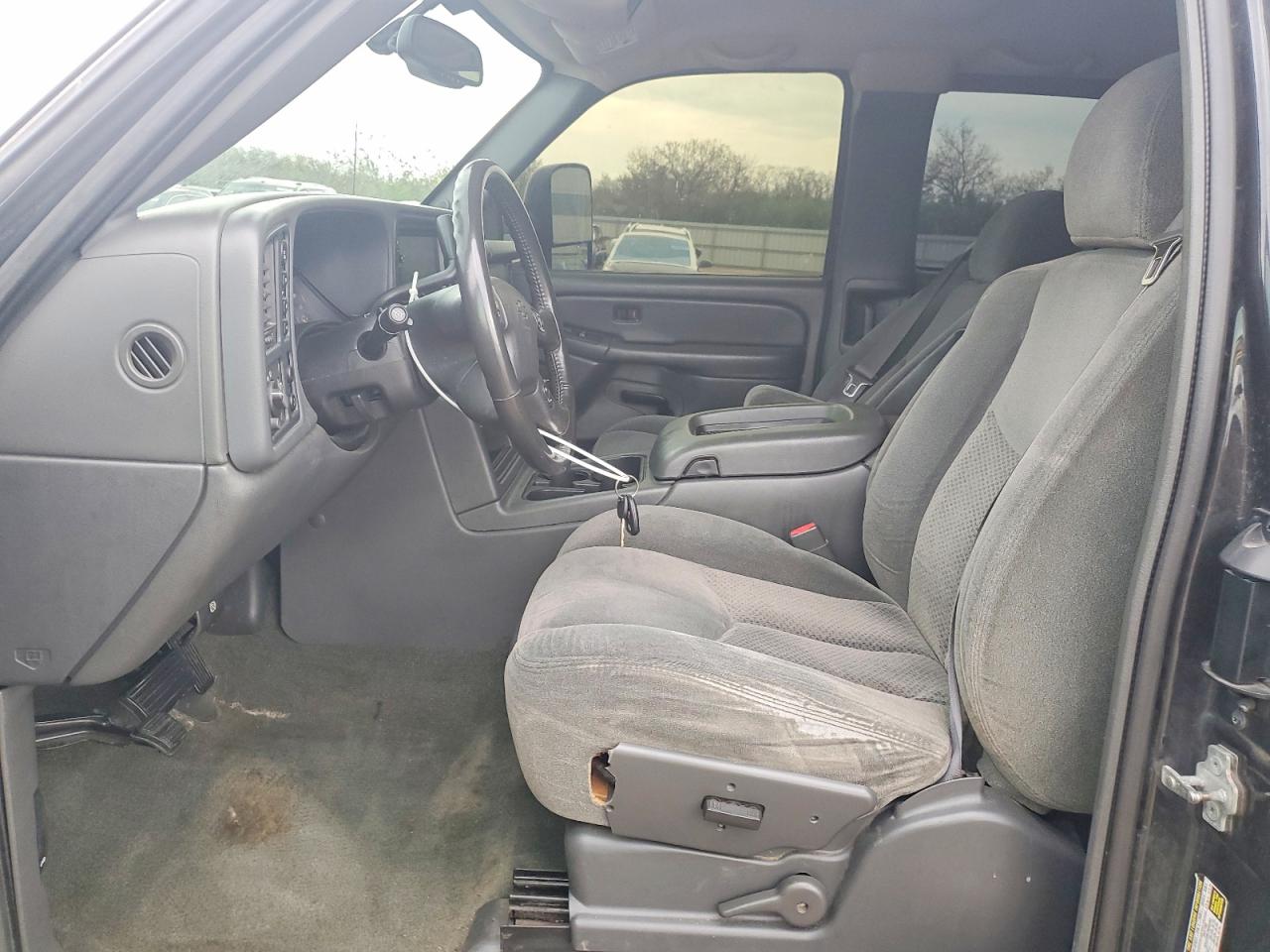 2004 CHEVROLET SILVERADO K1500 photo 13