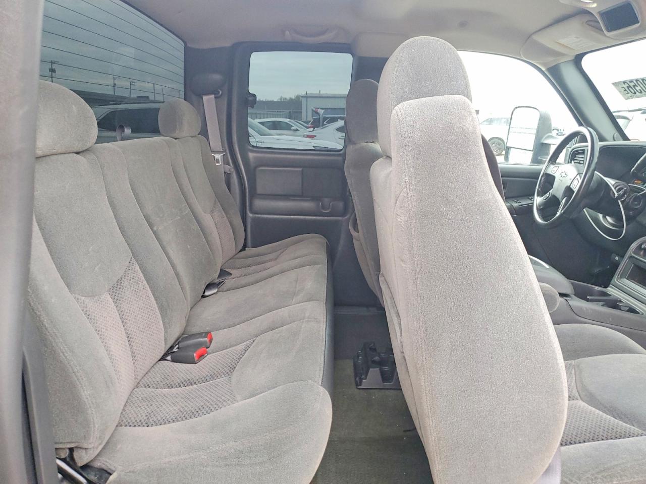 2004 CHEVROLET SILVERADO K1500 photo 19