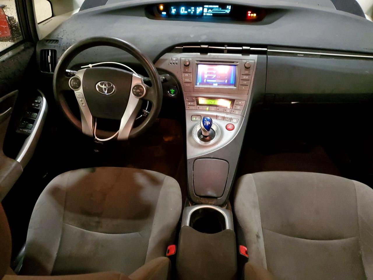 2013 TOYOTA PRIUS THREE photo 22